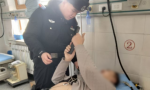 外卖员突发低血糖倒地 南岗分局民警巡逻中紧急救助脱险