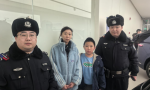 清滨派出所巡逻中  帮助女子找回负气离家孩子